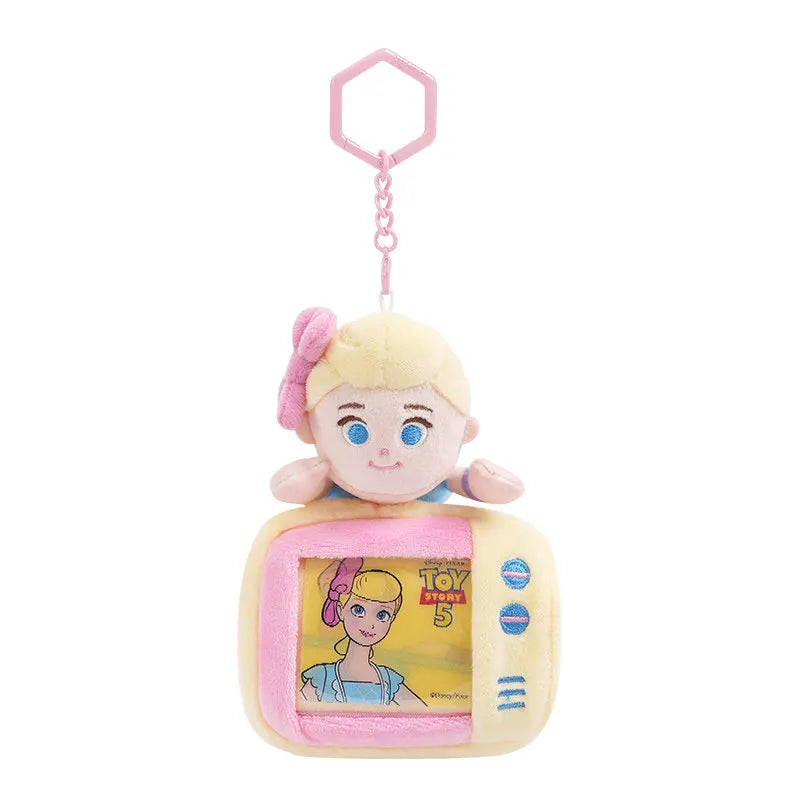 Der Schlüsselanhänger der Schäferin – Toy Story 5 TV-Bildschirmkopf