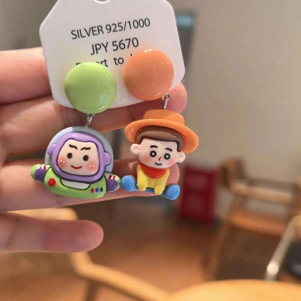 Pendientes Woody y Buzz Lightyear - Clips Asimétricos, Bustos Miniatura