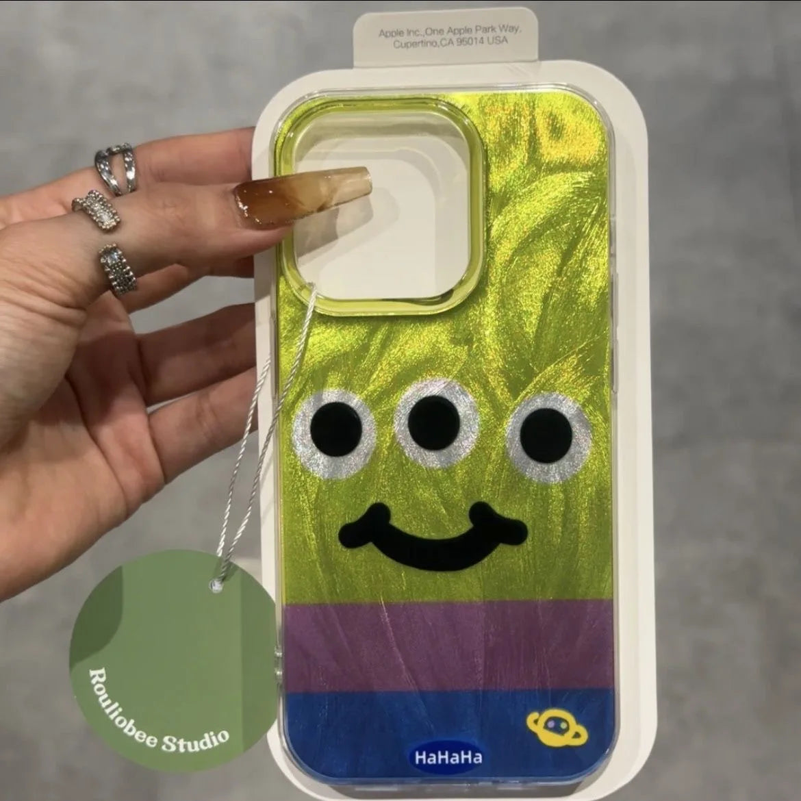 Alien-Case – Kawaii-Gesicht Drei Augen, Farbverlauf Grün Lila Blau