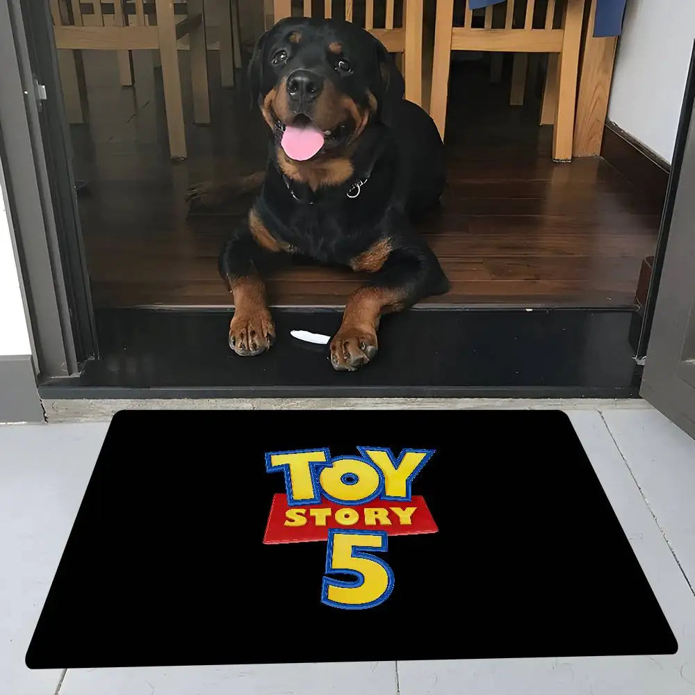 Toy Story 5 Fußmatte – minimalistischer schwarzer Hintergrund-Logo