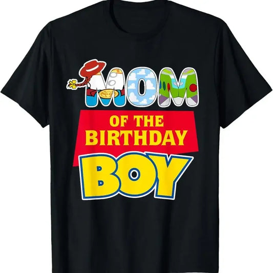 Toy Story T-Shirt – Text "Mama des Geburtstagsjungen" Schwarzer Hintergrund