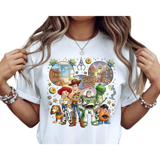 Toy Story T-Shirt – Komplette Gruppe im Retro-Vintage-Stil mit plüschiger Clip-Dekoration