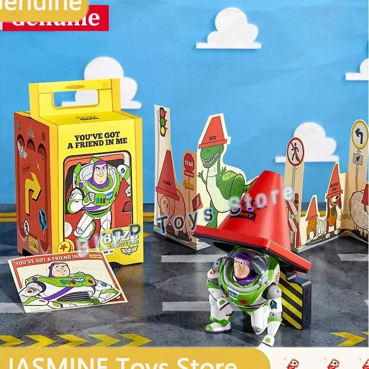 Veilleuse Buzz l'Éclair - Figurine Cône Routier avec Boîte "You've Got a Friend in Me"