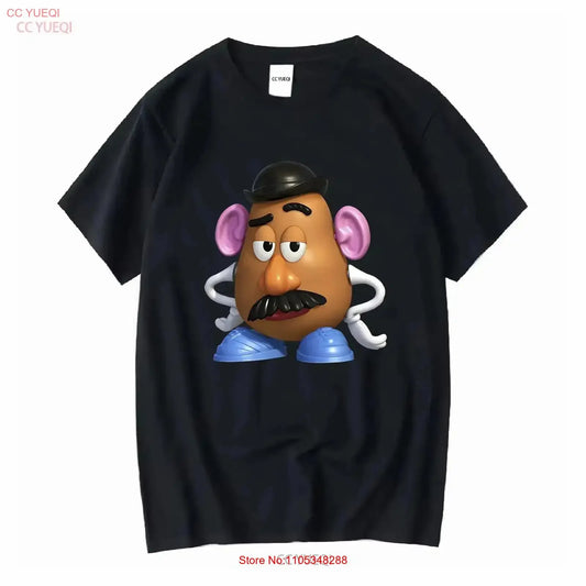 Charlie Naseweis T-Shirt – Ganzkörperporträt schwarzer Hintergrund