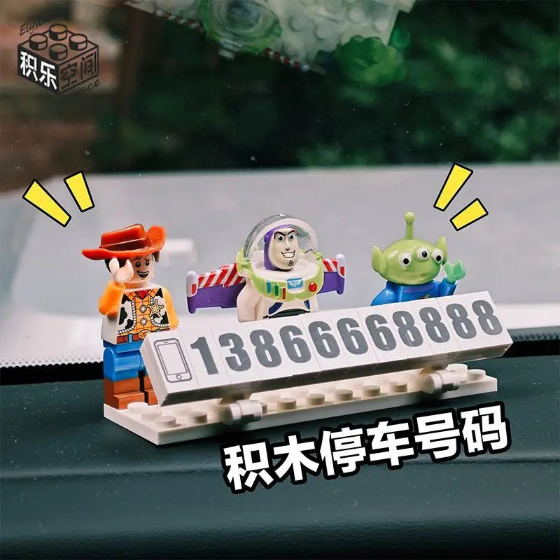 Toy Story Parkschild – Woody Buzz Alien-Figuren (Weiß)